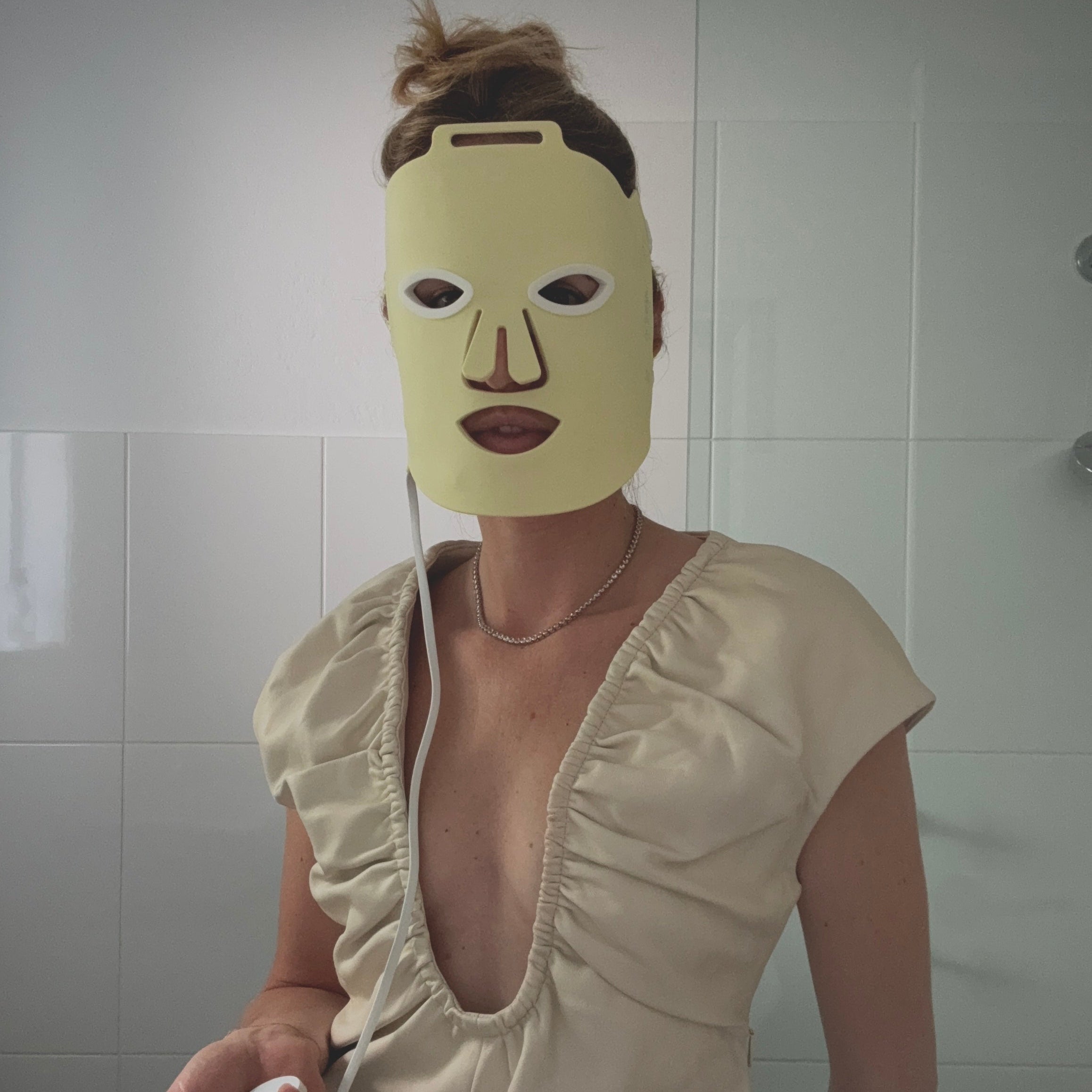 Sonna Brightening LED Face Mask